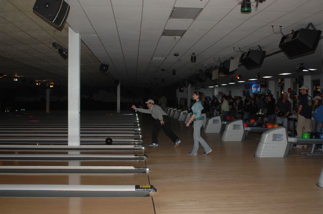 081-AHJFBowlingforEquestrians-2-18-07-DeRosaPhoto.jpg