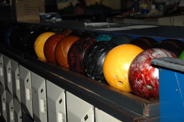 021-AHJF-Bowling-2-17-08-DeRosaPhoto.JPG