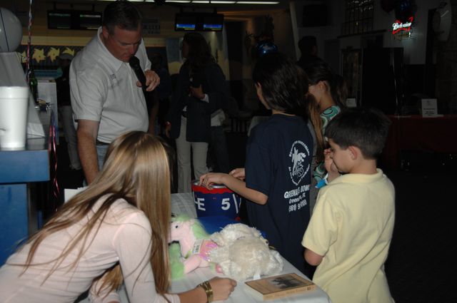 240-AHJF-Bowling-2-17-08-DeRosaPhoto.JPG