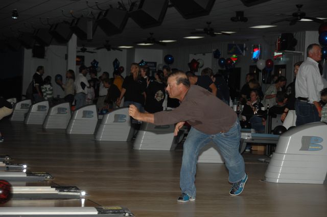 158-MarkLeone-AHJF-Bowling-2-17-08-DeRosaPhoto.JPG