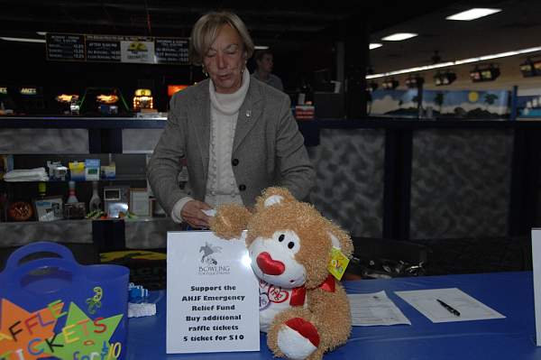 AHJF-Bowling-2-14-10-032-DDeRosaPhoto.jpg