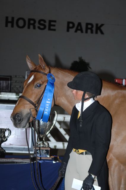203-JenniferAlfano-VioletsAreBlue-LegacyCup-5-12-07-DeRosaPhoto.jpg