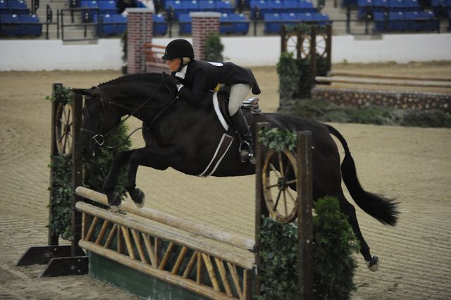 1514-LittleBlackDress-JoyGraue-LegacyCup-NonPro3'Finals-5-16-08-DeRosaPhoto.jpg