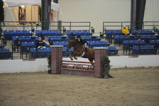1598-Radar-StephanieIngram-LegacyCup-NonPro3'Finals-5-16-08-DeRosaPhoto.jpg