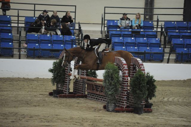 1693-Pompidoe-AnnieFrazier-LegacyCup-NonPro3'Finals-5-16-08-DeRosaPhoto.jpg