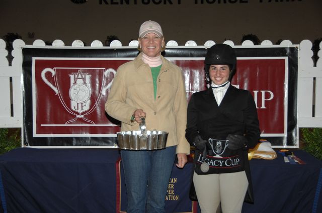 1805-JenniferWaxman-LegacyCup-NonPro3'FinalsAwards-5-16-08-DeRosaPhoto.JPG