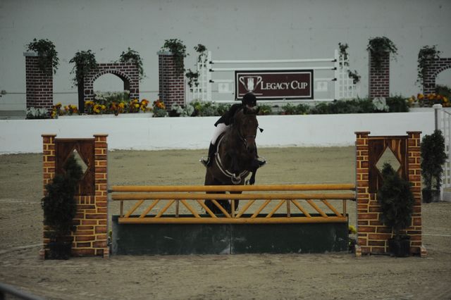 2250-Theory-JenniferWaxman-LegacyCup-NonPro3'6Finals-5-17-08-DeRosaPhoto