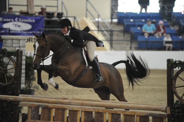 1915-CaptainNemo-ColleenLewis-LegacyCup-NonPro3'6GoRound-5-17-08-DeRosaPhoto.jpg