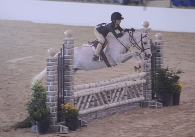 816-FirstBlue-MeredithDarst-LegacyCup-PonyHunterGoRound-5-10-08-DeRosaPhoto.jpg