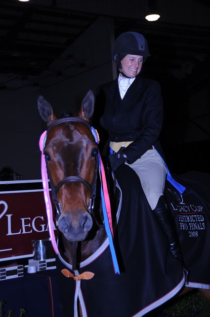 739--PapillonRouge-McKrellPainter-LegacyCup-Pro3'FinalsAwards-5-9-08-DeRosaPhoto.JPG