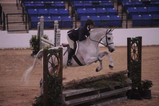 161-Tinseltown-JulieWelles-Pro3'GoRound-LegacyCup-5-8-08-DeRosaPhoto.JPG