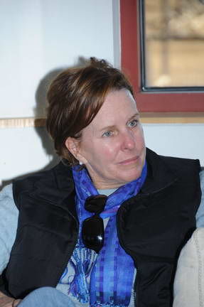 10-3-08-CC08-002-LouiseSerio-DeRosaPhoto.jpg