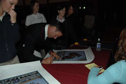 10-3-08-CC08-585-DeRosaPhoto.jpg