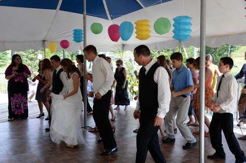 Beth Wedding-7-28-13-0437-DDeRosaPhoto