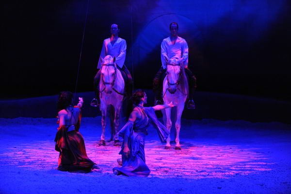 Cavalia-6-8-10-079-DDeRosaPhoto.jpg