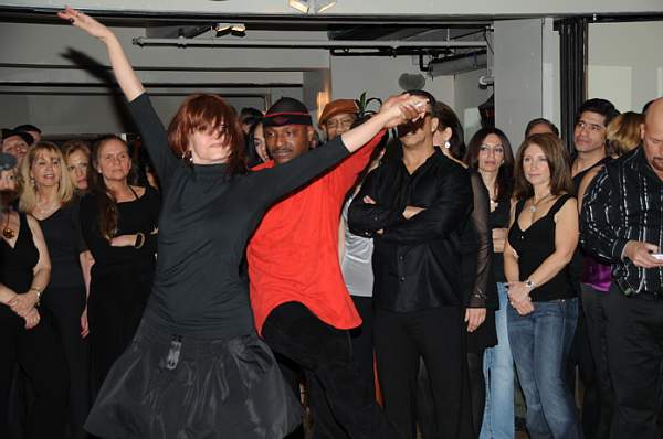 Dancing-2-28-09-113-DeRosaPhoto