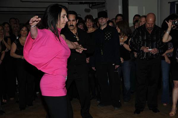 Dancing-2-28-09-80-DeRosaPhoto