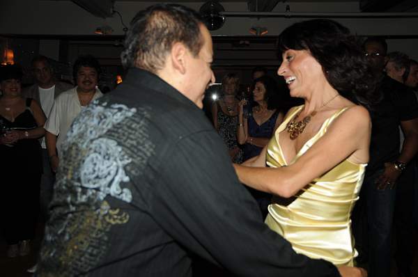Dancing-8-29-09-LinaBirthday-114-DDeRosaPhoto.jpg