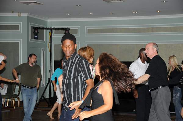 Dancing-9-5-09-NYHustleCongress-127-DDeRosaPhoto.jpg