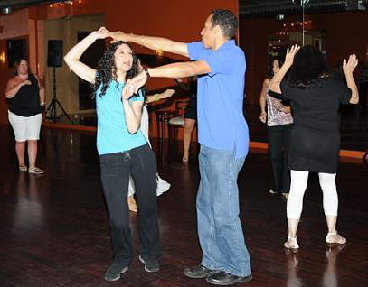 BUCD-7-3-09-19-Zumba-DDeRosaPhoto.jpg