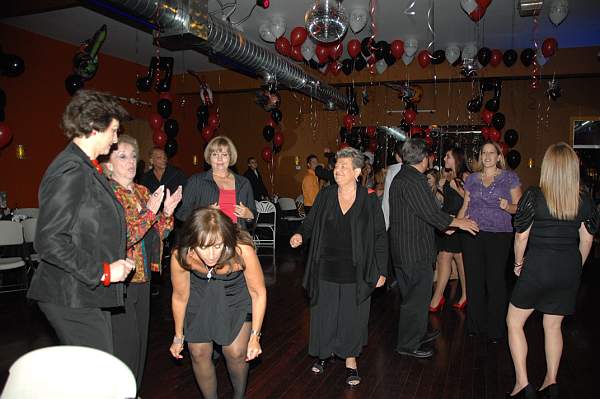 BUCD-9-25-09-BariSweet16-110-DDeRosaPhoto.jpg