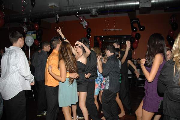 BUCD-9-25-09-BariSweet16-83-DDeRosaPhoto.jpg