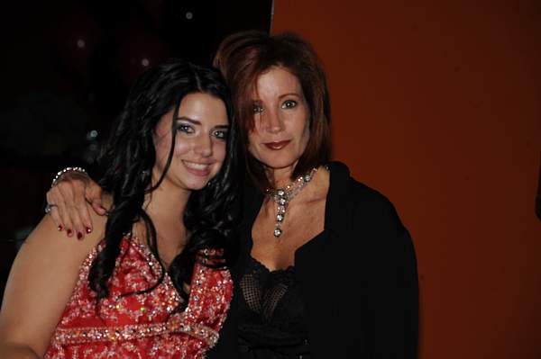 BUCD-9-25-09-BariSweet16-266-DDeRosaPhoto.jpg