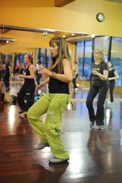 BUCD-Zumba-5-14-09-28-DDeRosaPhoto.jpg