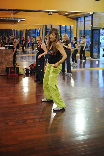 BUCD-Zumba-5-14-09-33-DDeRosaPhoto.jpg