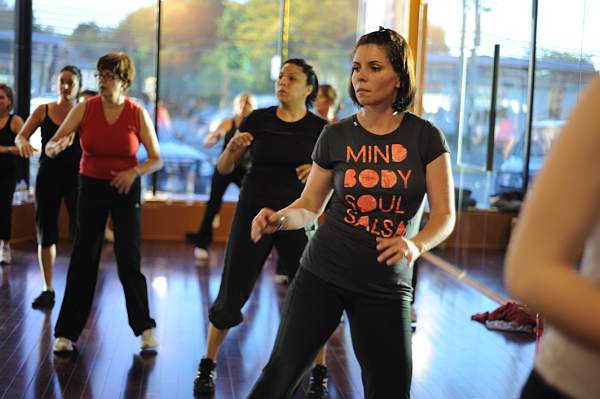 BUCD-Zumba-5-21-09-42-DDeRosaPhoto.jpg