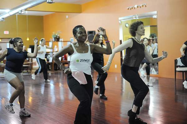 BUCD-Zumba-5-2-09-3-DDeRosaPhoto.jpg