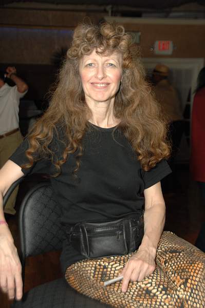 Dancing-4-28-09-19-DDeRosaPhoto.jpg
