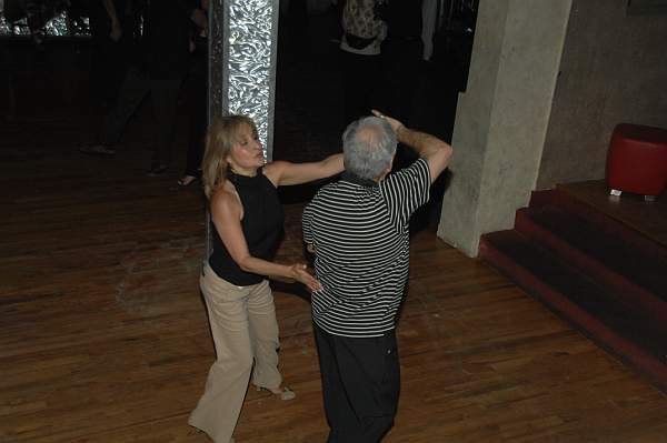 Dancing-5-14-09-111-DDeRosaPhoto.jpg