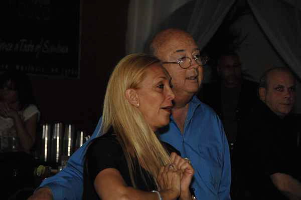 Dancing-5-14-09-71-DDeRosaPhoto.jpg
