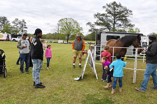 MARLEY'S ROUND UP-4-9-22-8165-DDeRosaPhoto