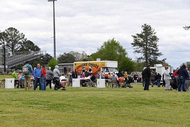 MARLEY'S ROUND UP-4-9-22-8225-DDeRosaPhoto