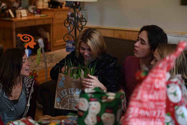 Family-XMAS-12-25-18-0217-DDeRosaPhoto