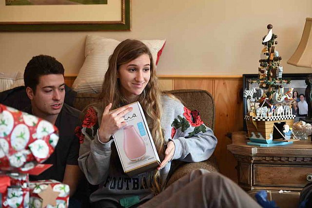 Family-XMAS-12-25-18-0222-DDeRosaPhoto