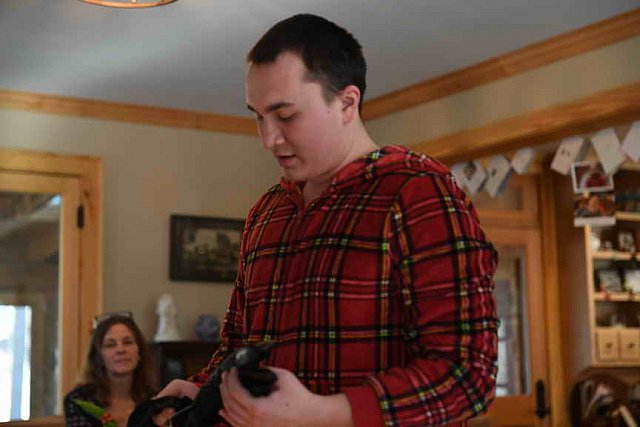 Family-XMAS-12-25-18-0307-DDeRosaPhoto