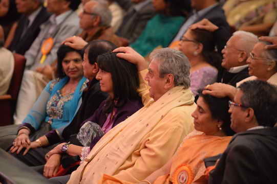 Gurudev-10-4-15-7958-DDeRosaPhoto