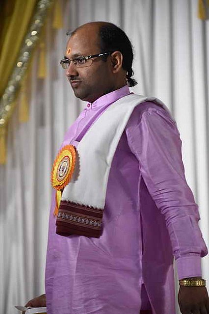 Gurudev1-7-11-14-5839-DDeRosaPhoto