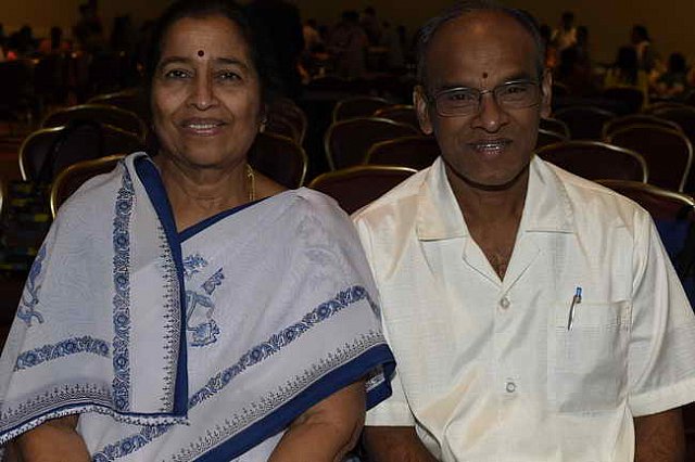 Gurudev1-7-13-14-9693-DDeRosaPhoto