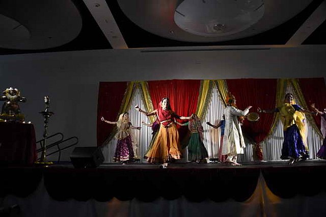Gurudev1-7-11-14-6248-DDeRosaPhoto