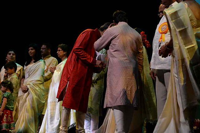 Gurudev2-7-12-14-2873-DDeRosaPhoto