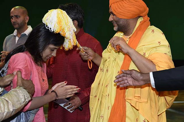Gurudev1-7-12-14-8818-DDeRosaPhoto
