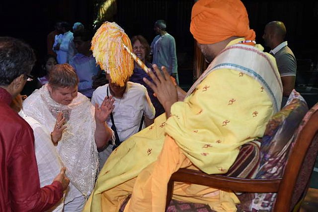 Gurudev1-7-12-14-8999-DDeRosaPhoto