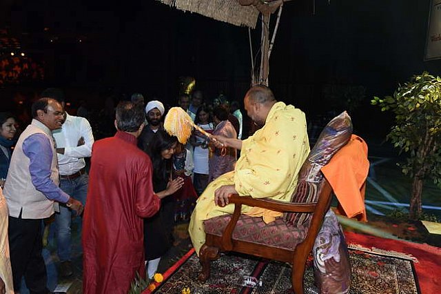 Gurudev1-7-12-14-9330-DDeRosaPhoto