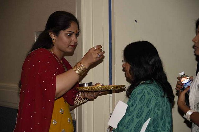 Gurudev1-7-12-14-6822-DDeRosaPhoto