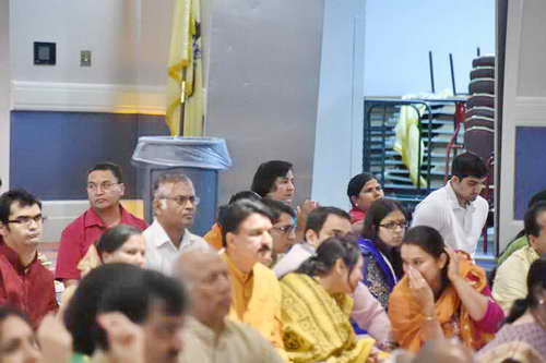 Gurudev1-7-12-14-7122-DDeRosaPhoto