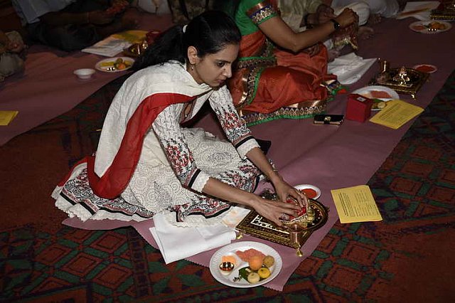 Gurudev1-7-12-14-7309-DDeRosaPhoto